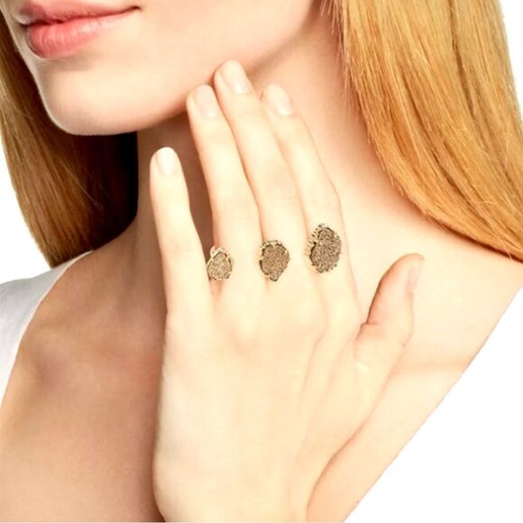Kendra Scott Gold Cocktail Ring - Picture 1 of 9